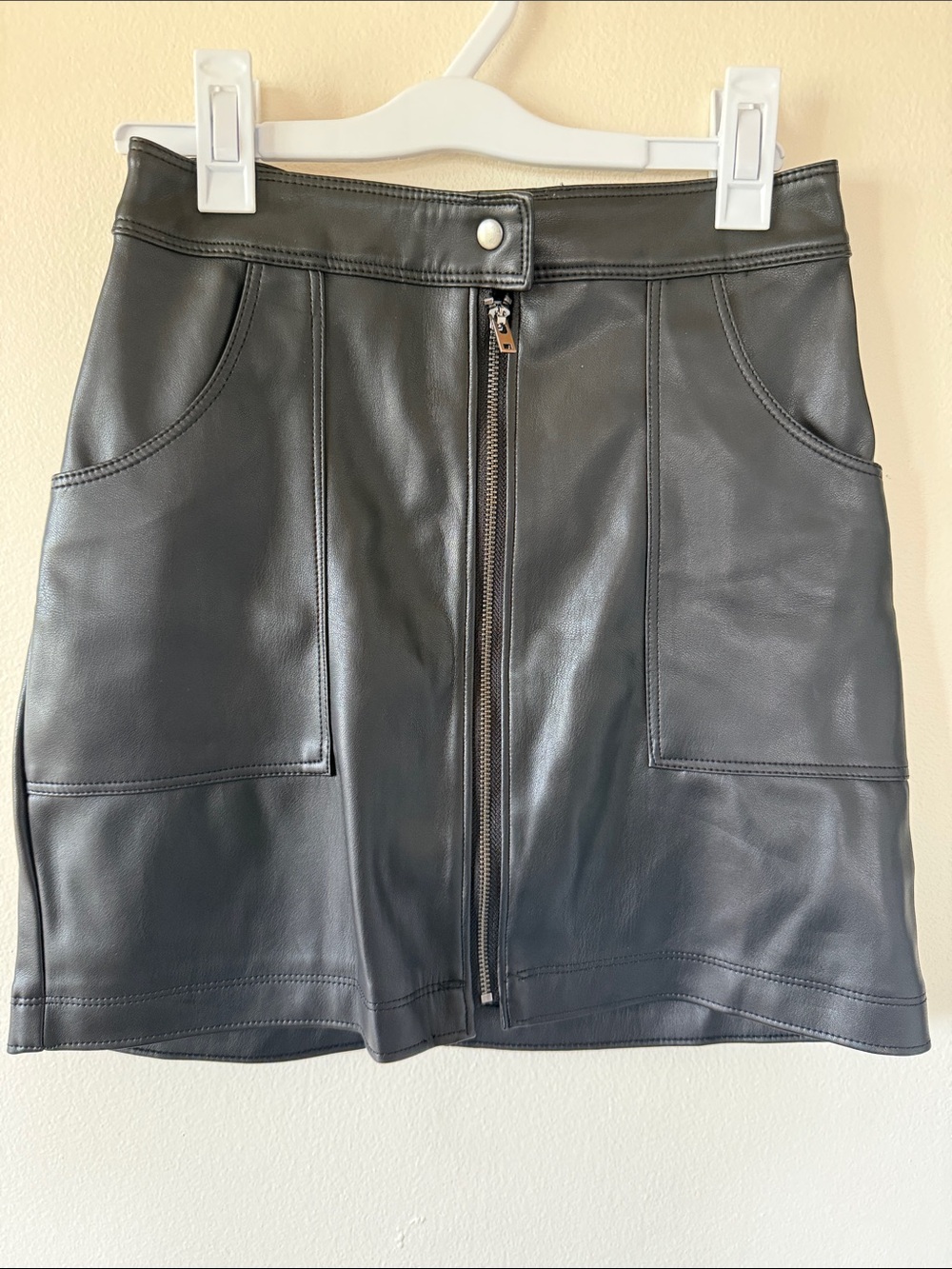 Black Faux Leather Front-Zip Women's Skirt